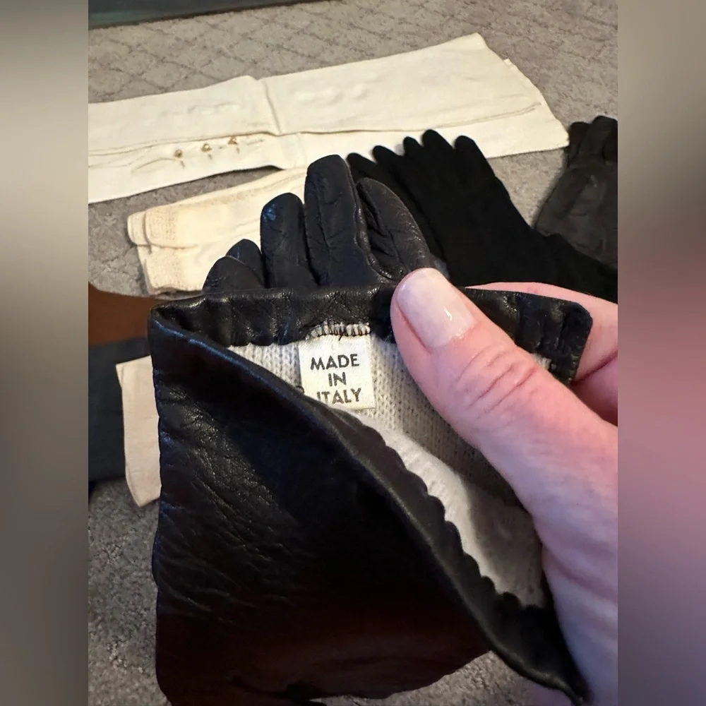 Vintage set of hand stitched leather and suede gloves. Size 6-7. - Picture 8 of 10